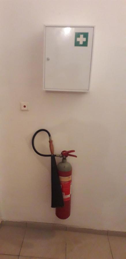Safe & Cool Apartment Iraklio Exterior foto